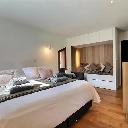 Solaire - Solaire - 14 Personnes - Mae-3761 Chalet